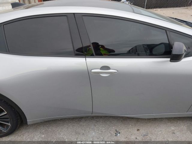 JTDACAAU0R3020473 Toyota Prius Limited