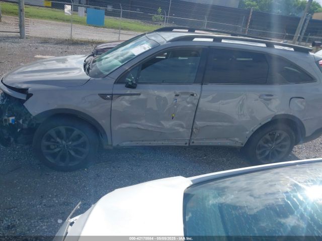 5XYRKDLF6NG093083 KIA Sorento X-line Sx Prestige