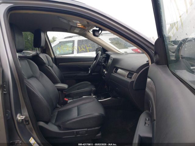 2020 MITSUBISHI OUTLANDER JA4AD3A31LJ001086 Photo 4
