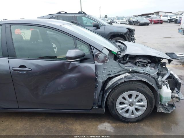 JTDKAMFU4N3183352 Toyota Prius Le