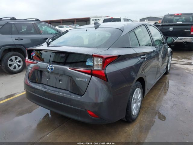 JTDKAMFU4N3183352 Toyota Prius Le