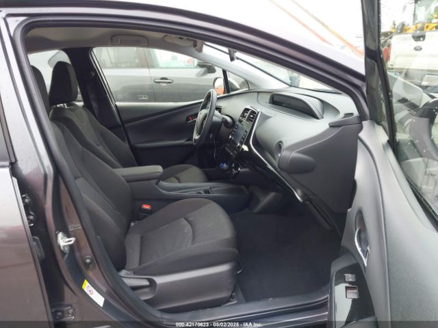 JTDKAMFU4N3183352 Toyota Prius Le