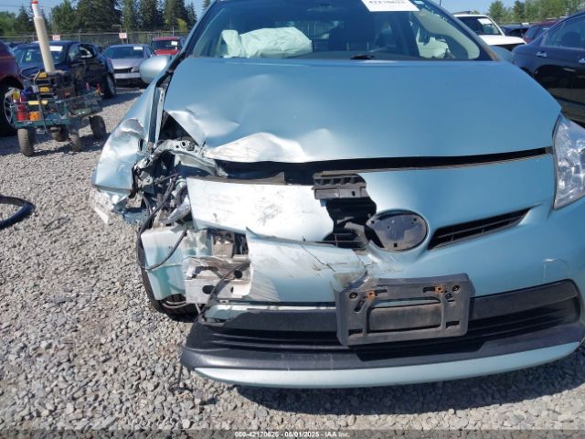 JTDKN3DU3F1887413 Toyota Prius Two