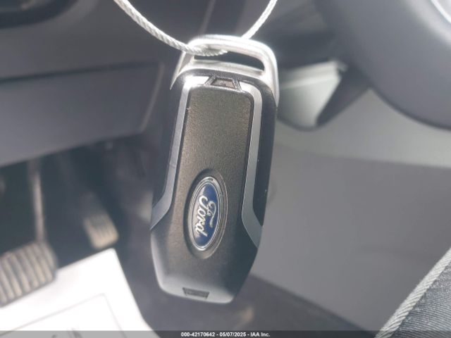 2FMTK3G94FBB71933 Ford EDGE SE