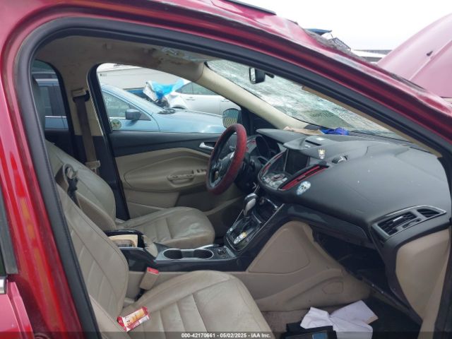 1FMCU9J94EUC77751 Ford Escape Titanium