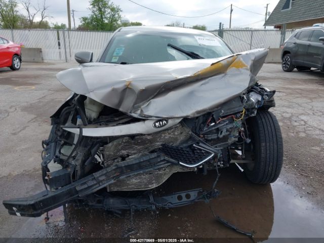 5XXGM4A78FG382856 KIA Optima Lx