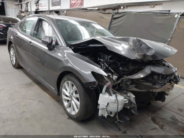 2022 TOYOTA CAMRY 4T1C11AK5NU692820
