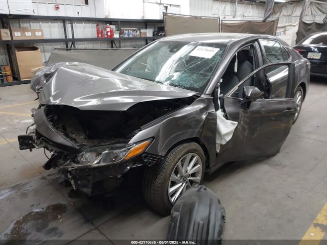 2022 TOYOTA CAMRY 4T1C11AK5NU692820 Photo 1