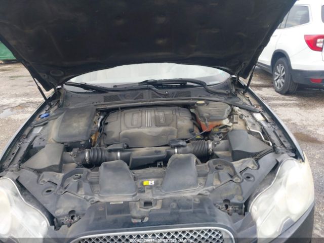 2010 JAGUAR XF SAJWA0GB9ALR75483 Photo 9