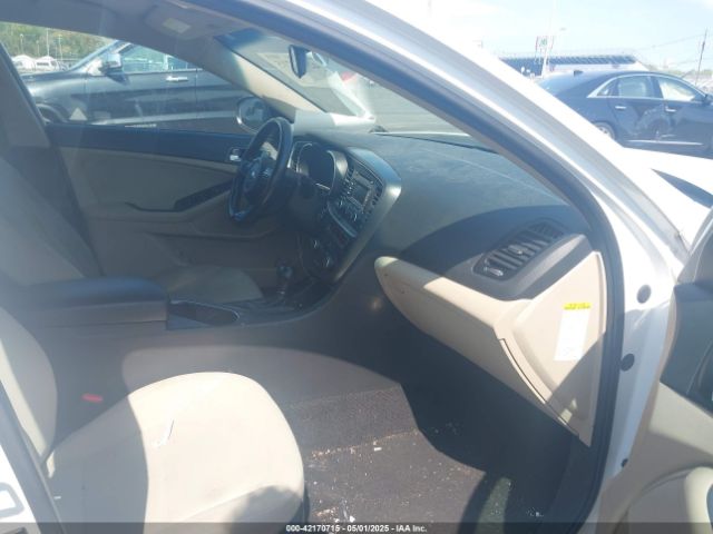 KNAGM4AD8E5076052 KIA Optima Hybrid Lx