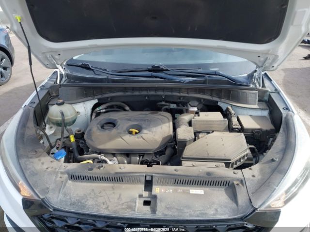 KM8J2CA4XLU159781 Hyundai TUCSON SE