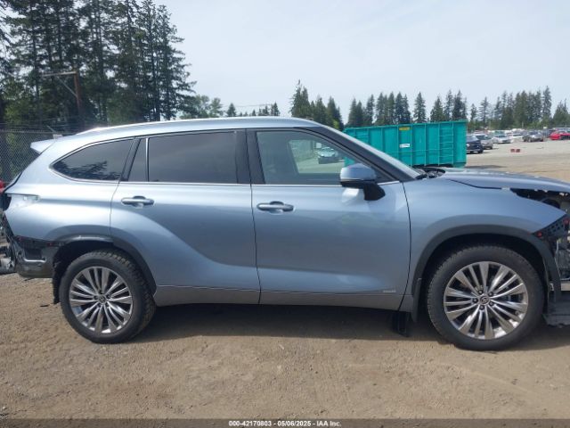 5TDEBRCH7NS098017 Toyota Highlander Hybrid Platinum