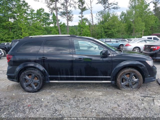 3C4PDDGG7JT386367 Dodge Journey Crossroad Awd