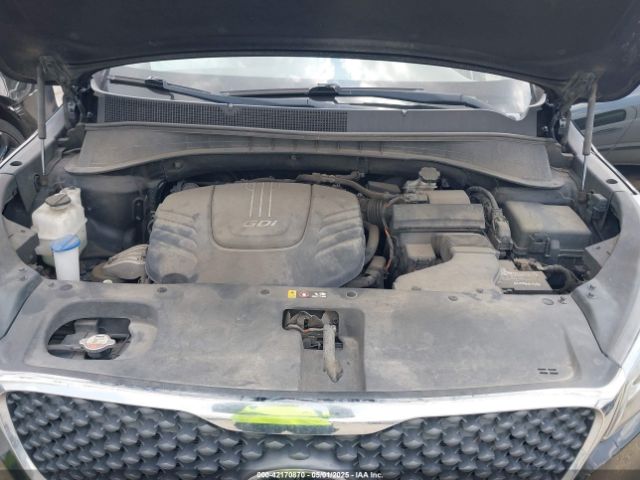 5XYPGDA50GG112670 KIA Sorento 3.3l Lx