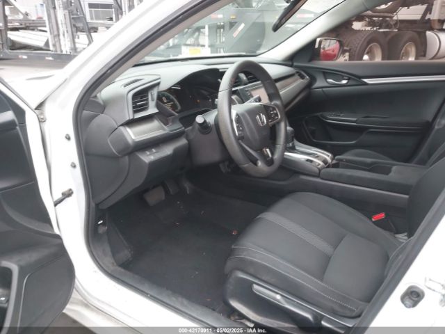 2HGFC2F68KH587637 Honda Civic Lx