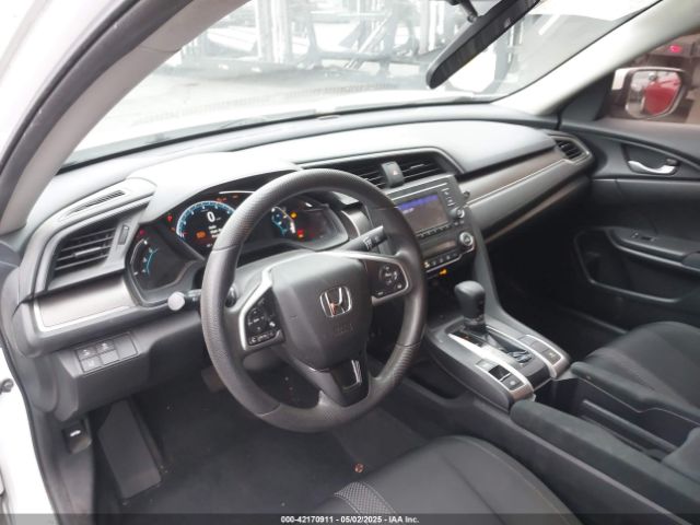 2HGFC2F68KH587637 Honda Civic Lx