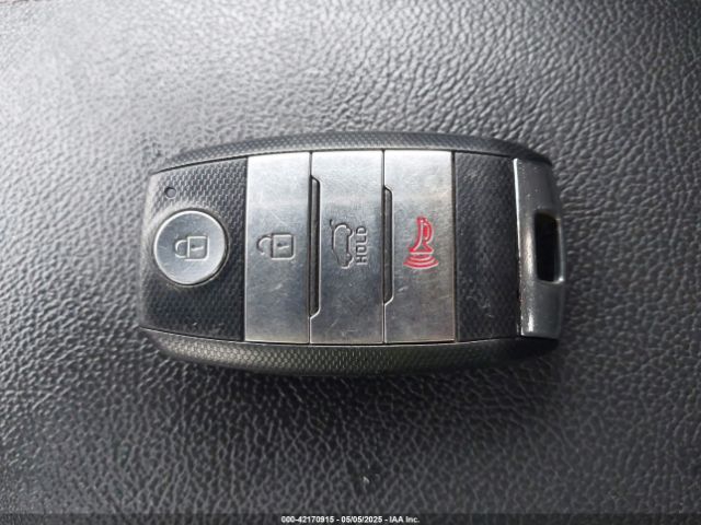 KNDCC3LC2J5176287 KIA NIRO EX