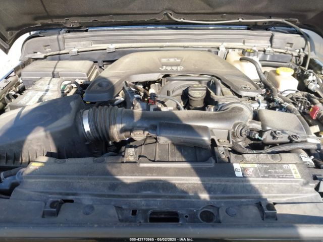1C4HJXAG6MW744998 Jeep Wrangler Sport S 4x4