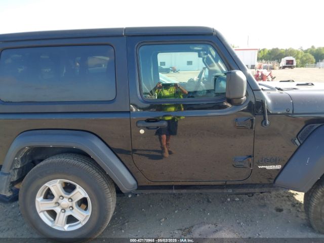 1C4HJXAG6MW744998 Jeep Wrangler Sport S 4x4