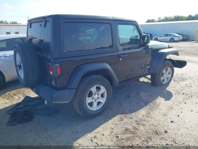 1C4HJXAG6MW744998 Jeep Wrangler Sport S 4x4