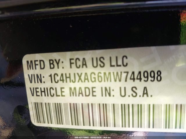 1C4HJXAG6MW744998 Jeep Wrangler Sport S 4x4