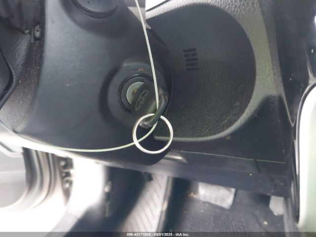 5YFBURHE7JP758393 Toyota COROLLA SE