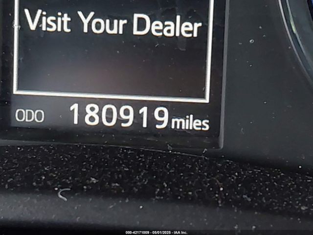 5YFBURHE7JP758393 Toyota COROLLA SE