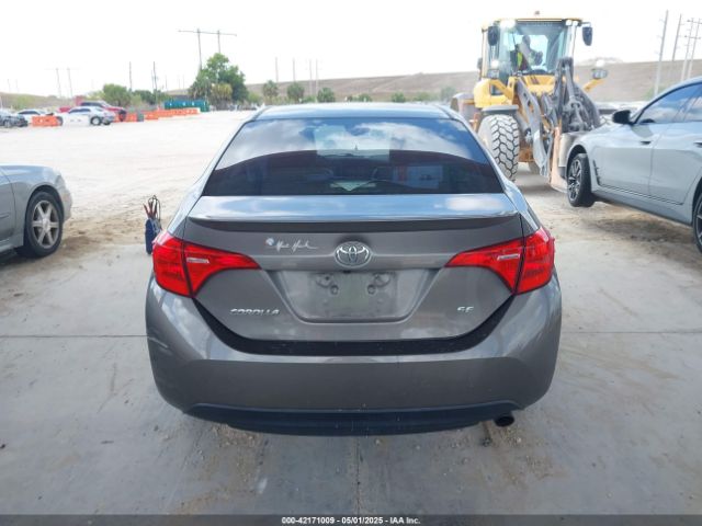 5YFBURHE7JP758393 Toyota COROLLA SE