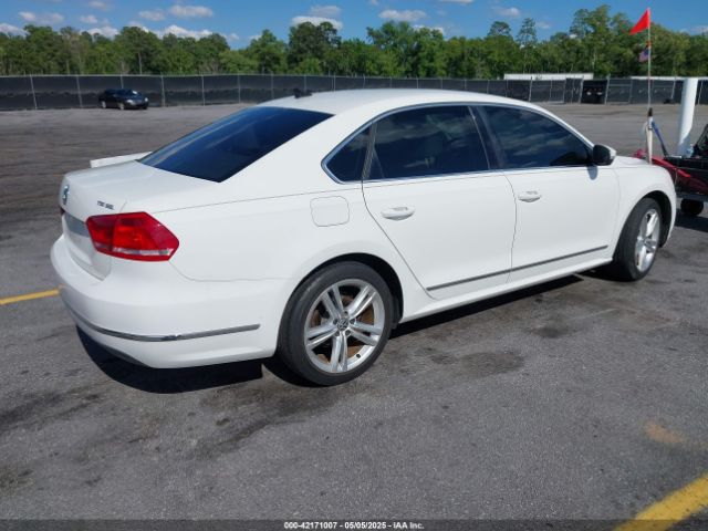 1VWCT7A36EC101150 Volkswagen Passat 1.8t Sel Premium