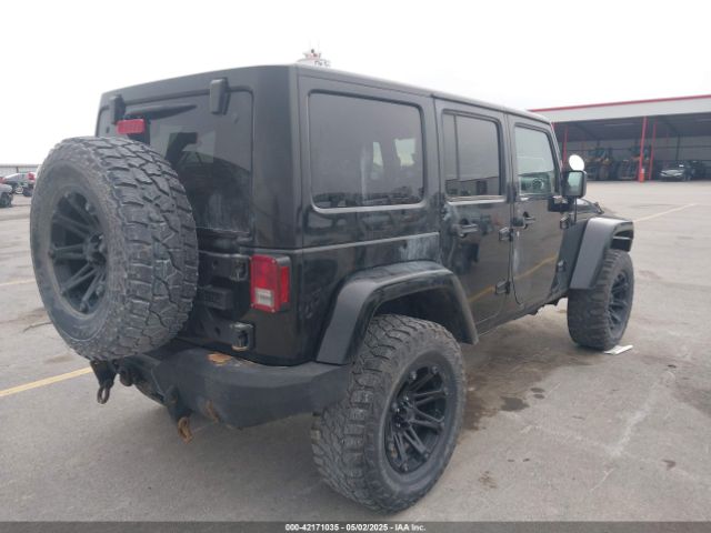 1C4BJWEG2EL122962 Jeep Wrangler Unlimited Sahara