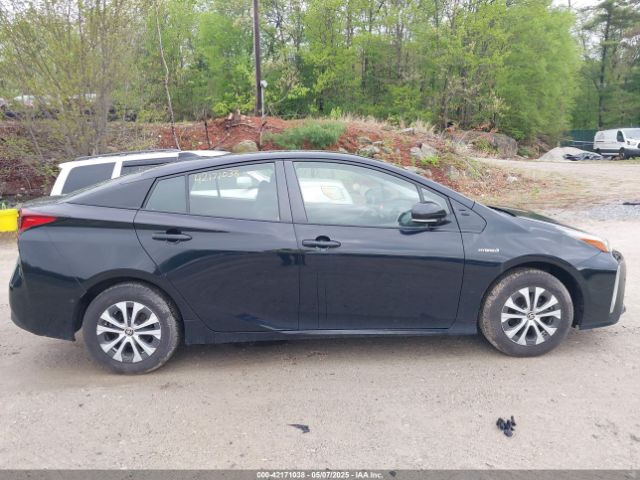JTDL9RFU8L3014930 Toyota Prius Le Awd-e