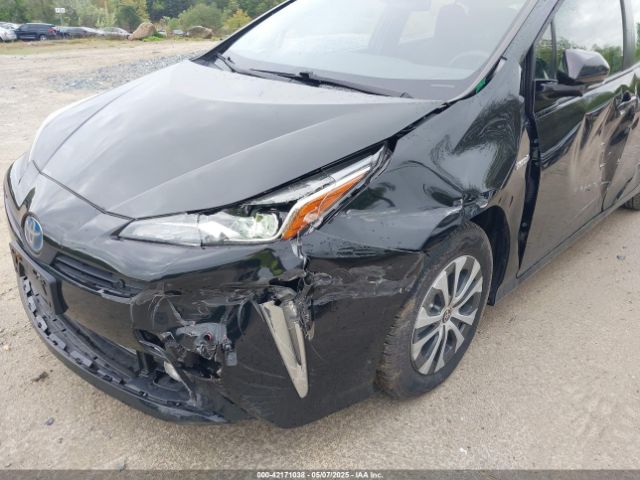 JTDL9RFU8L3014930 Toyota Prius Le Awd-e