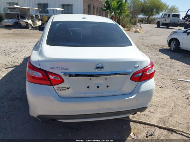 1N4AL3AP3HC496596 Nissan 2017
