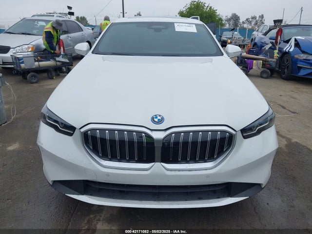 WBY33FK03RCR34684 BMW 2024