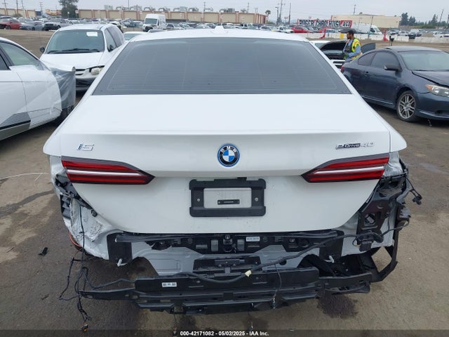 WBY33FK03RCR34684 BMW 2024