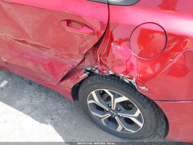 3KPF24AD7KE036498 KIA Forte Lxs