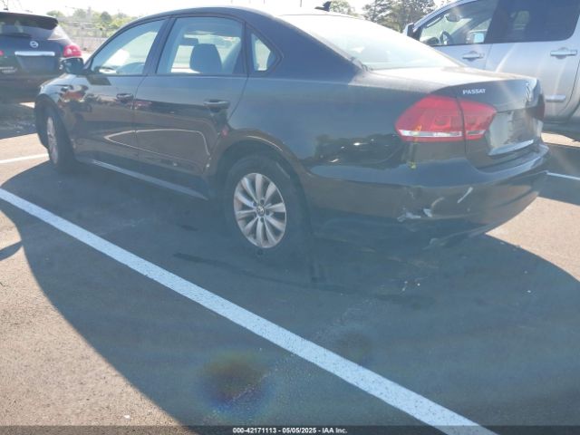 1VWAT7A31EC072650 Volkswagen Passat 1.8t Wolfsburg Edition