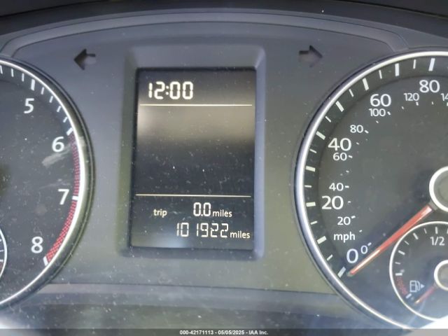 1VWAT7A31EC072650 Volkswagen Passat 1.8t Wolfsburg Edition