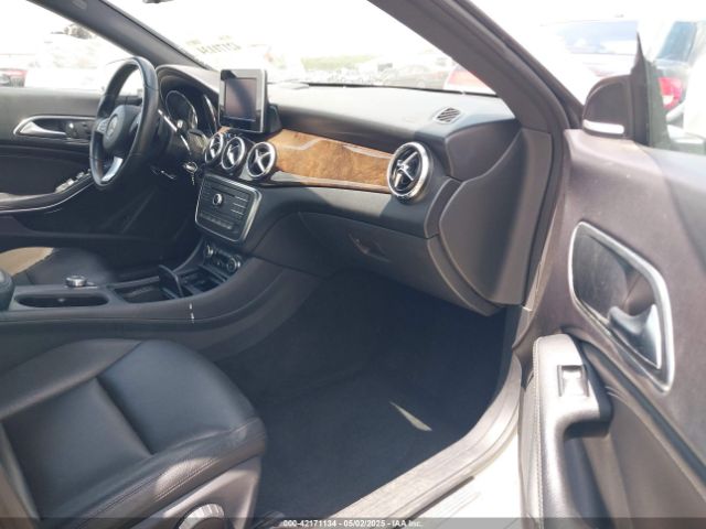 WDDSJ4EB3FN282353 Mercedes-Benz CLA 250