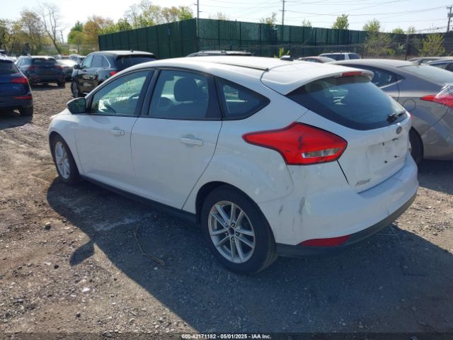 1FADP3K21FL307090 Ford FOCUS SE