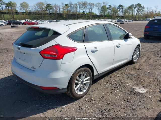 1FADP3K21FL307090 Ford FOCUS SE