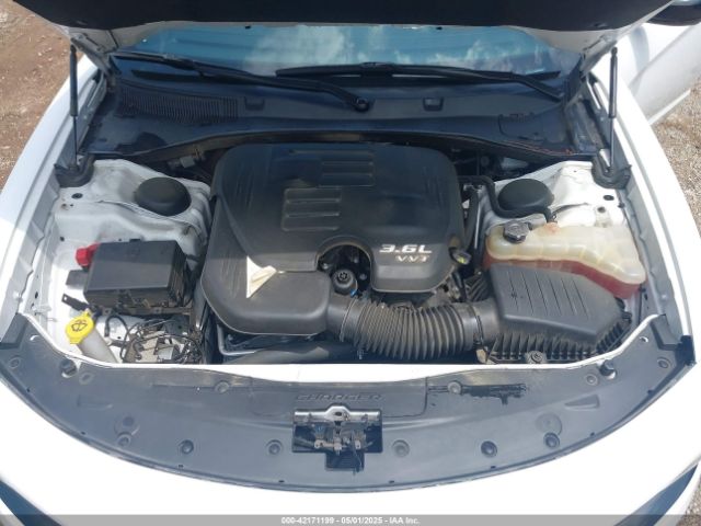 2021 DODGE CHARGER 2C3CDXBG1MH677746 Photo 9
