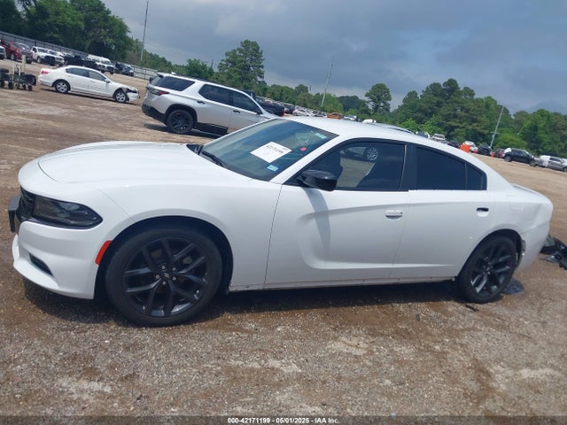 2C3CDXBG1MH677746 Dodge Charger Sxt Rwd