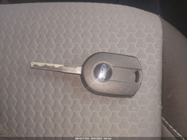 1FMCU0GD8JUD05911 Ford ESCAPE SE