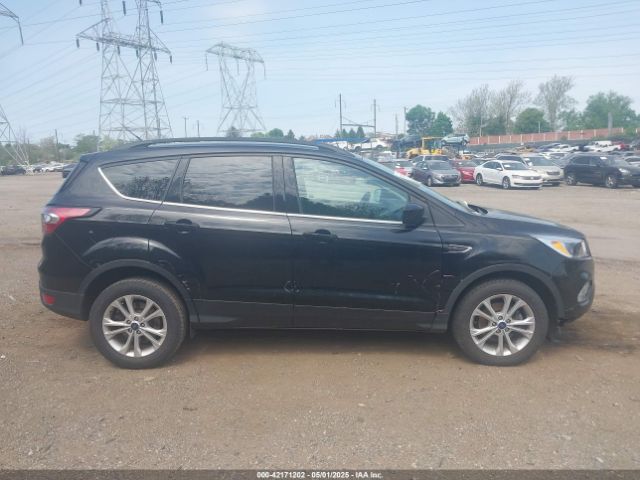 1FMCU0GD8JUD05911 Ford ESCAPE SE