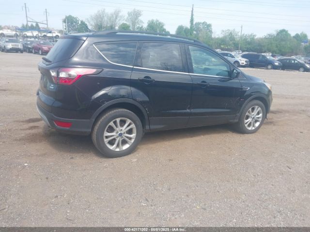 1FMCU0GD8JUD05911 Ford ESCAPE SE