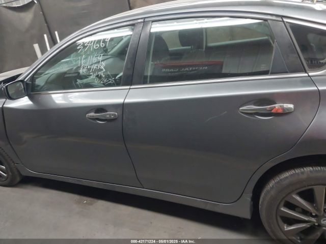 1N4AL3AP9HC161164 Nissan Altima 2.5 Sv