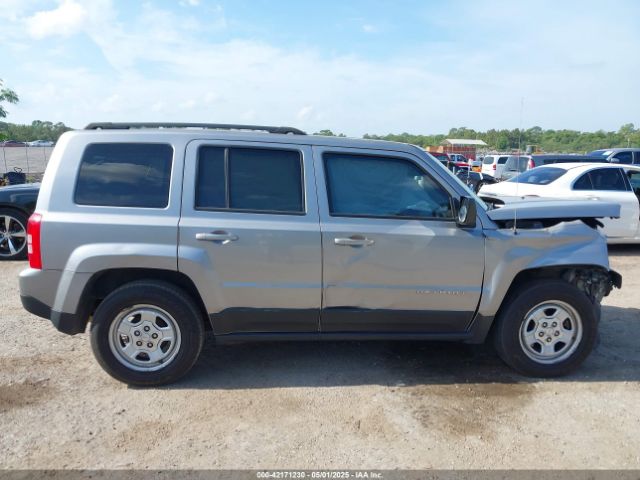 1C4NJPBB0GD652159 Jeep Patriot Sport