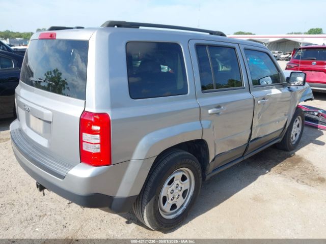 1C4NJPBB0GD652159 Jeep Patriot Sport