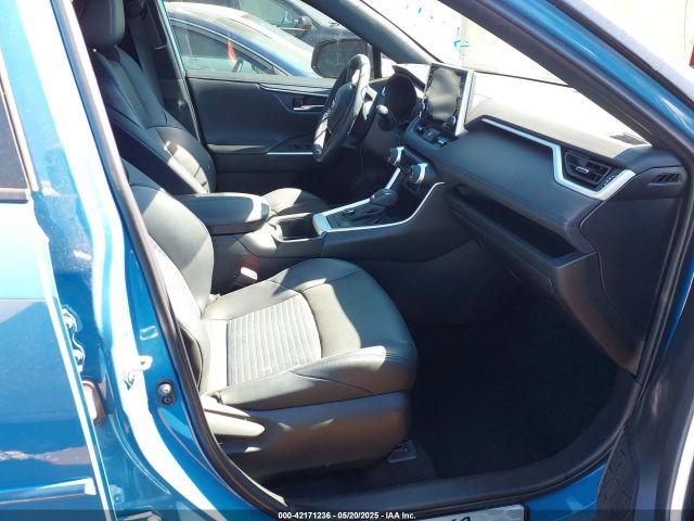 2022 TOYOTA RAV4 HYBRID 4T3E6RFV0NU102509 Photo 4